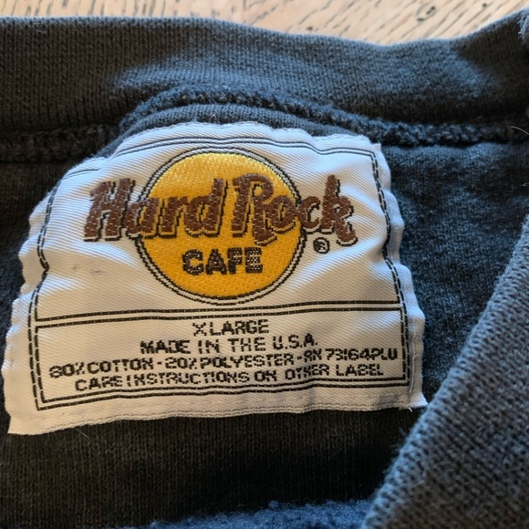 Hard Rock Hollywood Pullover - Picture 2 of 4
